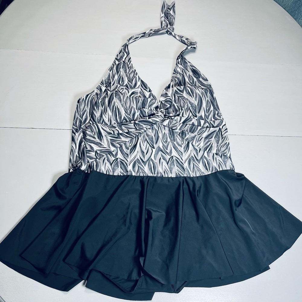 Swim Dress Women's Plus Size 24 One Piece Black Halter Swimsuit Padded Cup‎